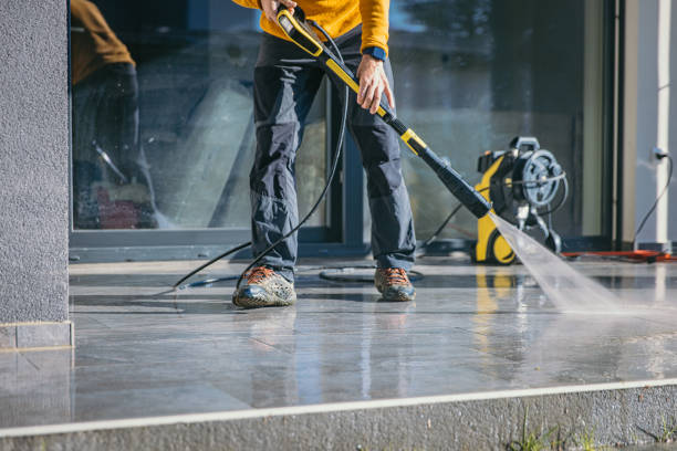 Best Garage Pressure Washing  in Kokomo, IN